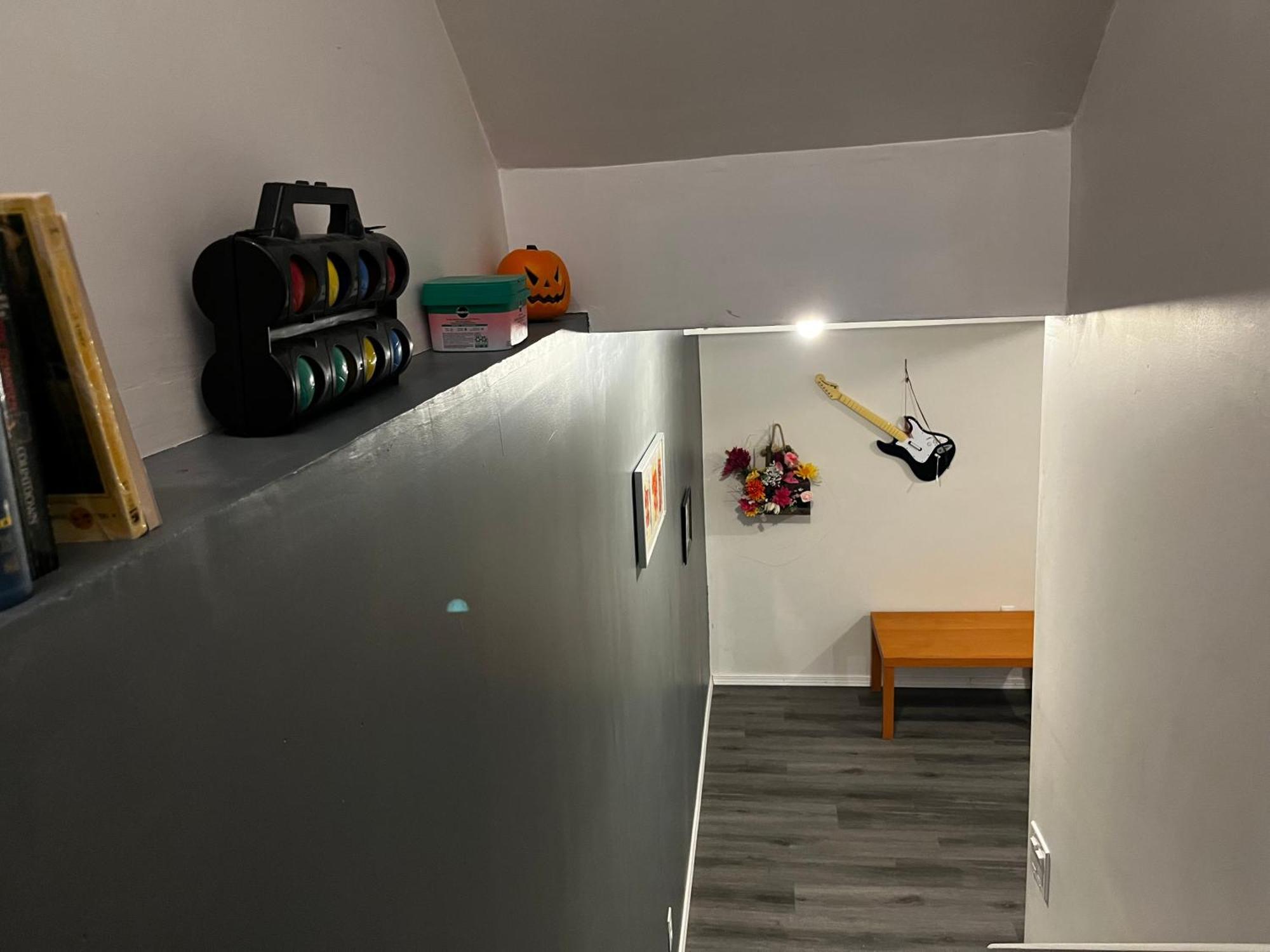 Hidden Valley New Basement Suite With Private Bathroom! คาลการี ภายนอก รูปภาพ